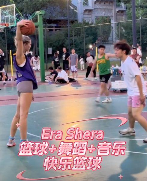 爆料打球女生视频下载,揭秘热门打球女生视频下载背后的故事  第1张